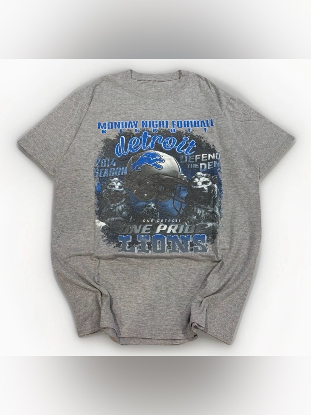 Detroit Lions T-Shirt 2014 Monday Night Football Tee Size Medium NFL Crewneck